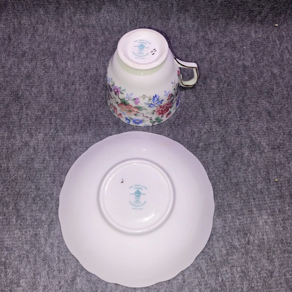 Vintage Crown Staffordshire Bone China England Cup & Saucer Springtime‎ Pattern